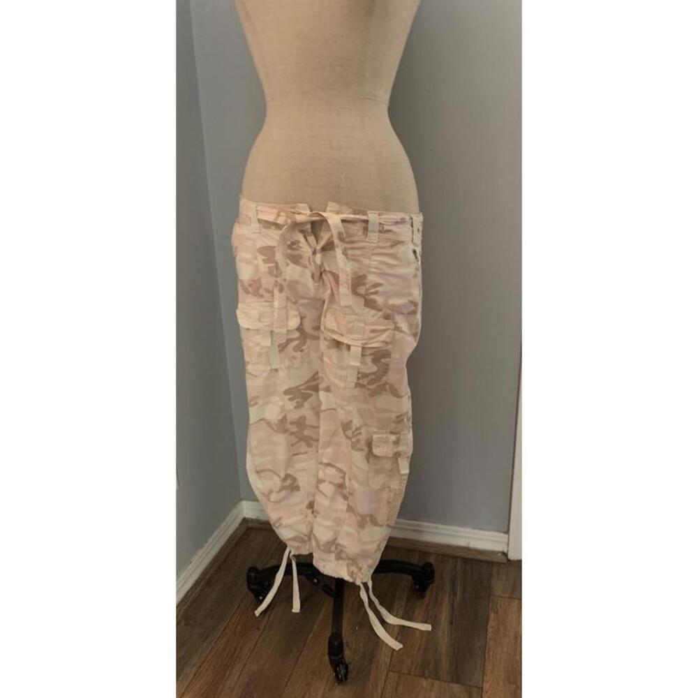 Vintage 90s Y2K Pastel Camo Capri Cargo Shorts Pants Asymmetric Pockets Straps L